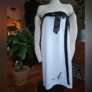 Elegant White and Black Strapless Embroidered Towel